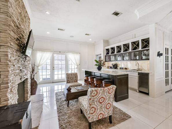 263 Wood Loop Street, Houston TX 77015