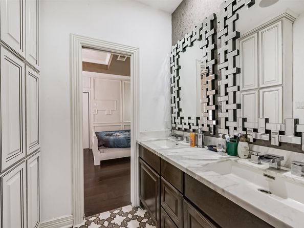 263 Wood Loop Street, Houston TX 77015