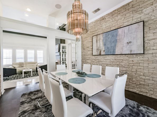 263 Wood Loop Street, Houston TX 77015