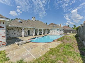 263 Wood Loop Street, Houston TX 77015