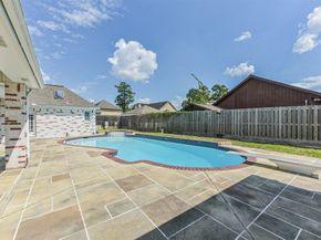 263 Wood Loop Street, Houston TX 77015