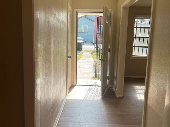 5125 Ricky Street, Houston TX 77033