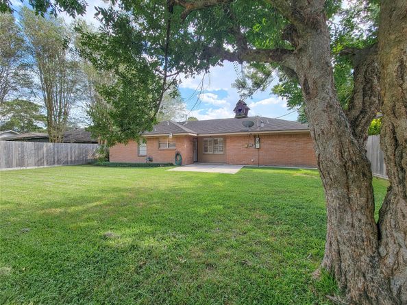 5442 Kinglet Street, Houston TX 77096