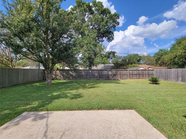 5442 Kinglet Street, Houston TX 77096