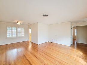 5442 Kinglet Street, Houston TX 77096