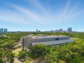 1111 Hermann Dr Drive 11E, Houston TX 77004