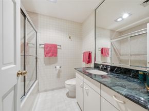 1111 Hermann Dr Drive 11E, Houston TX 77004