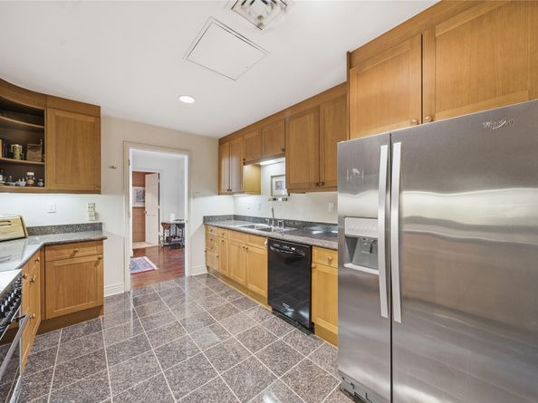 1111 Hermann Dr Drive 11E, Houston TX 77004