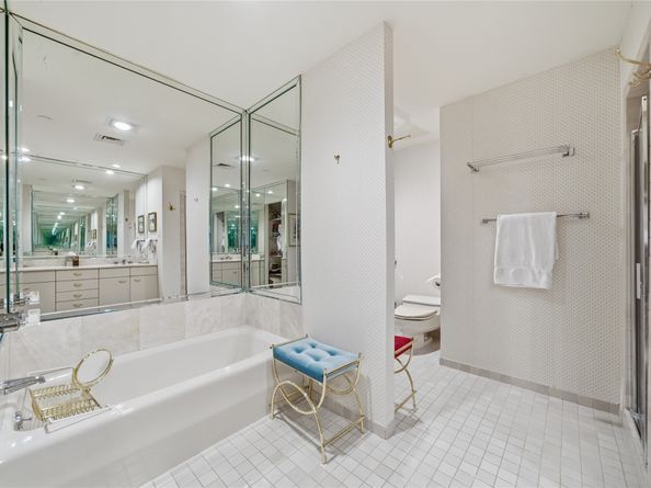 1111 Hermann Dr Drive 11E, Houston TX 77004