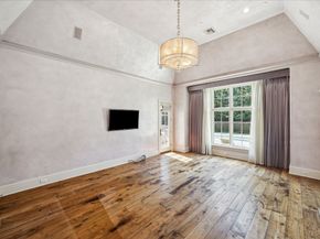 601 Lindenwood Drive, Houston TX 77024