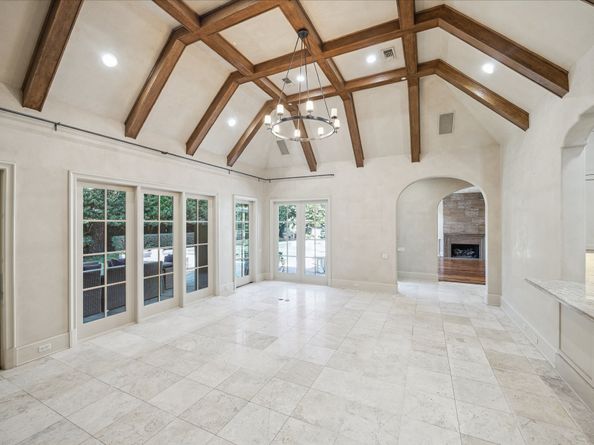 601 Lindenwood Drive, Houston TX 77024
