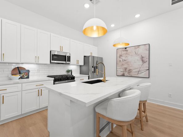 253 De Boll Avenue, Houston TX 77022