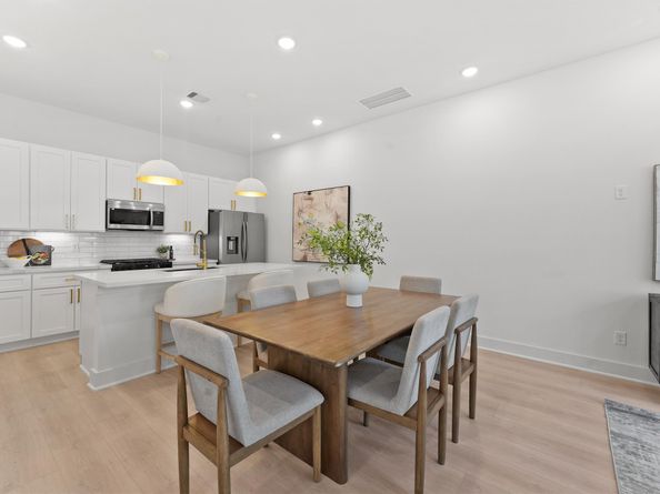 253 De Boll Avenue, Houston TX 77022