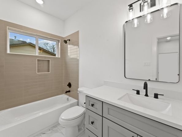 253 De Boll Avenue, Houston TX 77022
