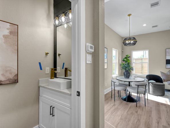 2105 Esther Drive A/B, Houston TX 77088