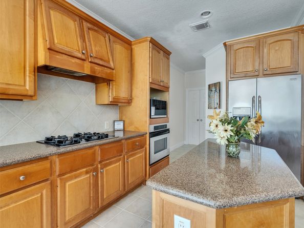 4810 N Pine Brook Way, Pasadena TX 77059