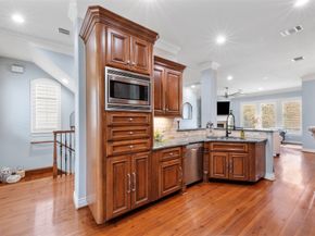 2714 Kings Retreat Circle, Houston TX 77345