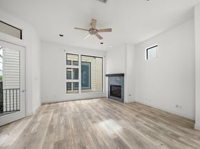 906 Reinerman Street, Houston TX 77007