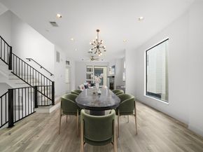 906 Reinerman Street, Houston TX 77007