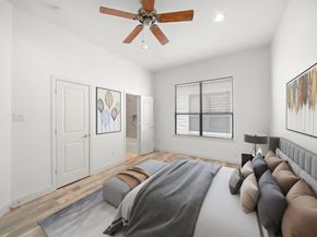 906 Reinerman Street, Houston TX 77007