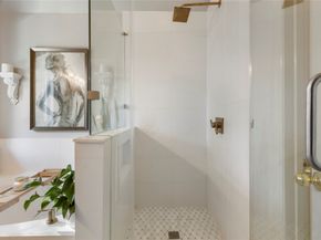 74 Valley Oaks Circle, The Woodlands TX 77382