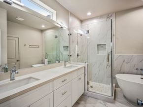 5229 Hillman Street A, Houston TX 77023