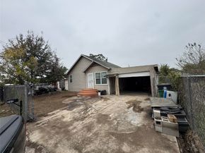 205 Caplin Street, Houston TX 77022