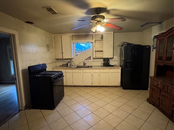 205 Caplin Street, Houston TX 77022