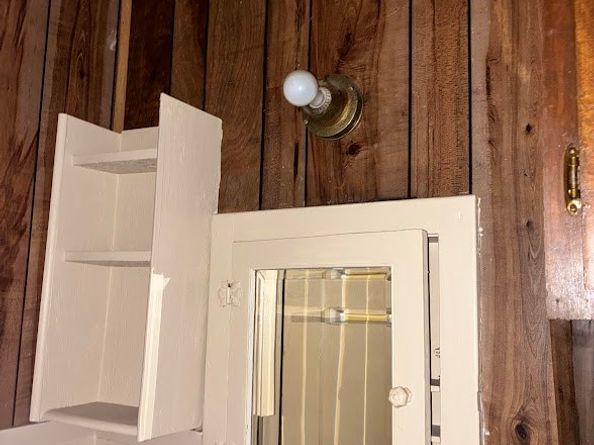 305 Eastwood Street, Houston TX 77011