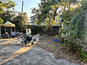 305 Eastwood Street, Houston TX 77011