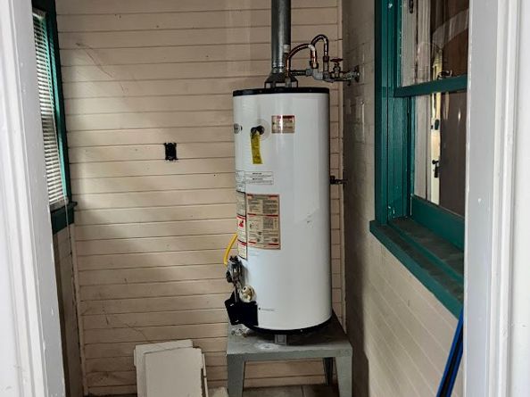 305 Eastwood Street, Houston TX 77011