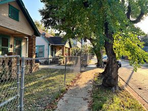 305 Eastwood Street, Houston TX 77011