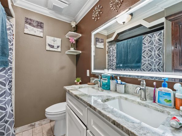 14906 Ashtex Drive, Houston TX 77396