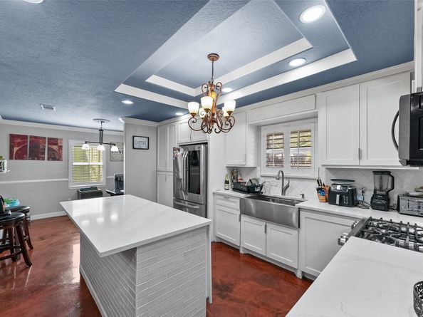 14906 Ashtex Drive, Houston TX 77396