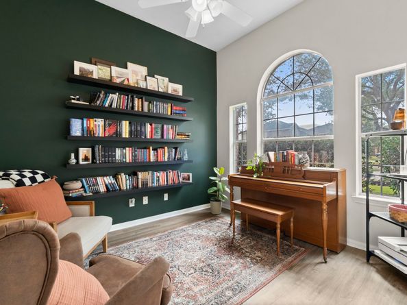 12102 Green Willow Falls Drive, Tomball TX 77375