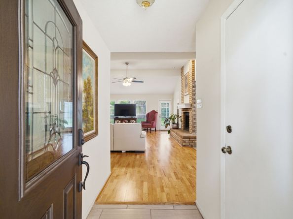 16918 Barkentine Lane, Friendswood TX 77546