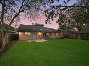 16918 Barkentine Lane, Friendswood TX 77546