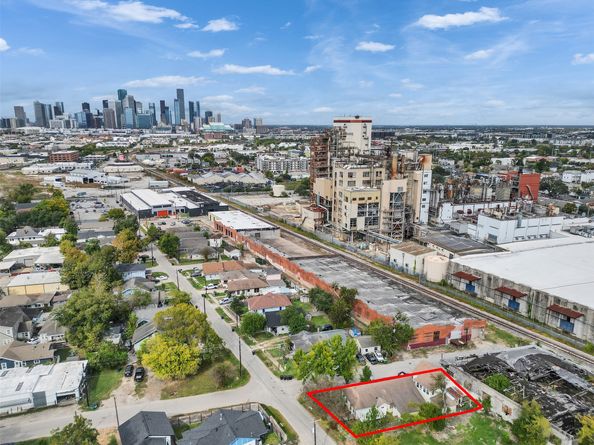 4101 Rusk Street, Houston TX 77023