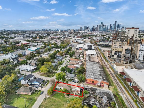 4101 Rusk Street, Houston TX 77023