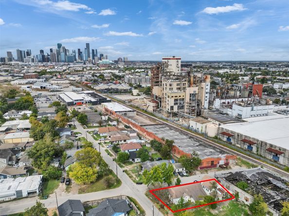 4101 Rusk Street, Houston TX 77023