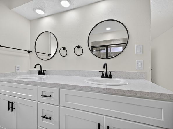 15934 Tumbling Rapids Drive, Houston TX 77084