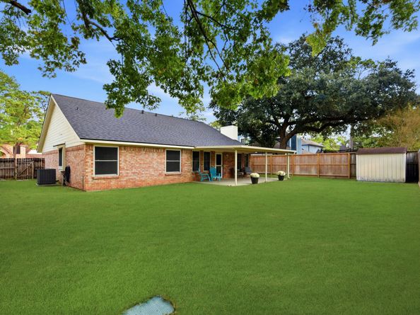 17615 Seven Pines Drive, Spring TX 77379