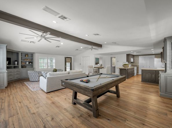 3272 Teas Nursery Road, Conroe TX 77304