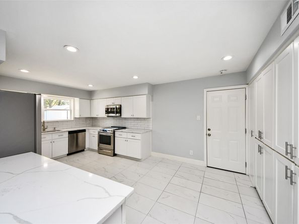 5605 Flack Drive, Houston TX 77081