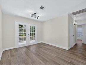 7023 Crestmont Street, Houston TX 77033