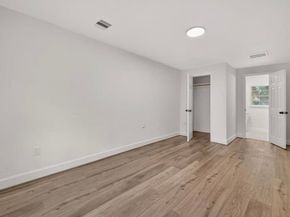 7023 Crestmont Street, Houston TX 77033