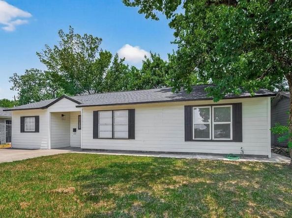 7023 Crestmont Street, Houston TX 77033