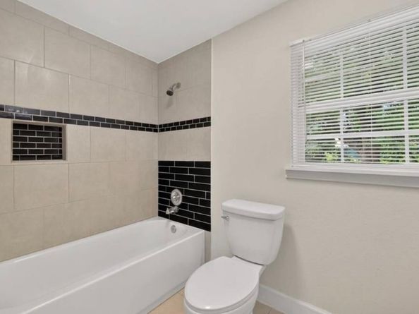 7023 Crestmont Street, Houston TX 77033