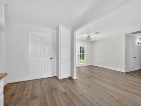 7023 Crestmont Street, Houston TX 77033