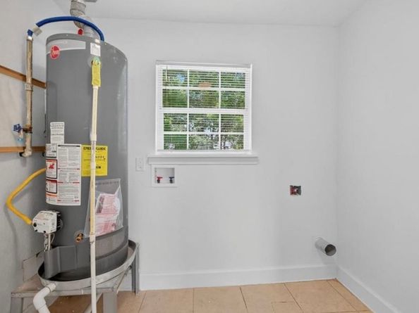 7023 Crestmont Street, Houston TX 77033